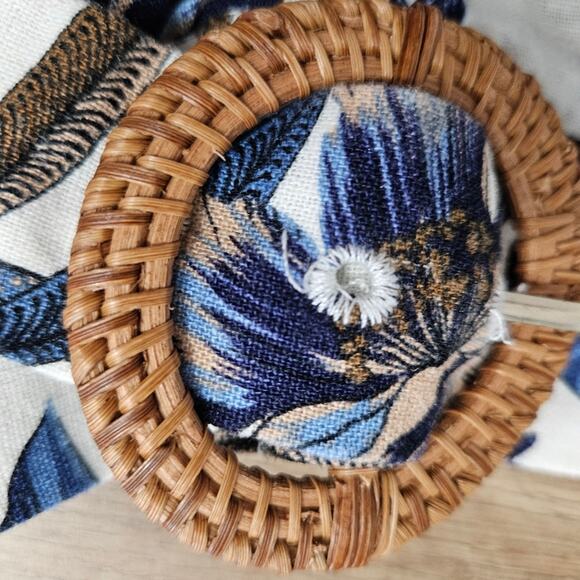 Sigrid Olsen Pants Blue Floral  Belted Wide Leg Cropped Capri Beachy Coastal 6 - Picture 8 of 15